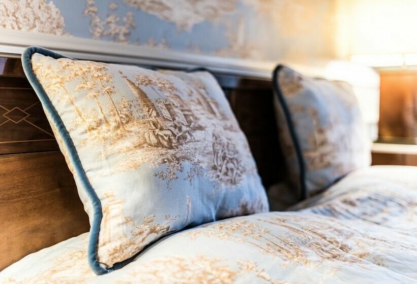 فندق Skjoldenæsholm Slot