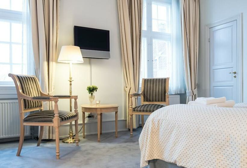 فندق Skjoldenæsholm Slot