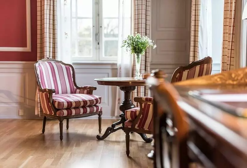 Hotelli Skjoldenæsholm Slot