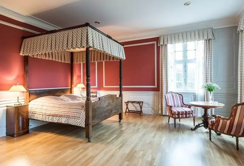 Hotelli Skjoldenæsholm Slot