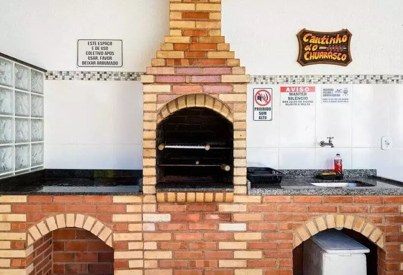 Hotelli Village Itaúna Inn