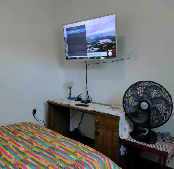 Hotelli Village Itaúna Inn