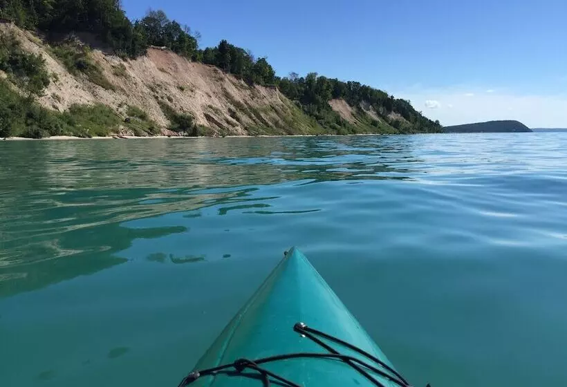 Hotelli Whaleback Inn