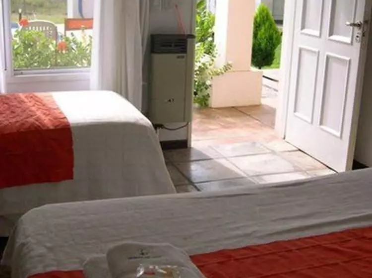 Hotelli Y Spa Termas Del Este