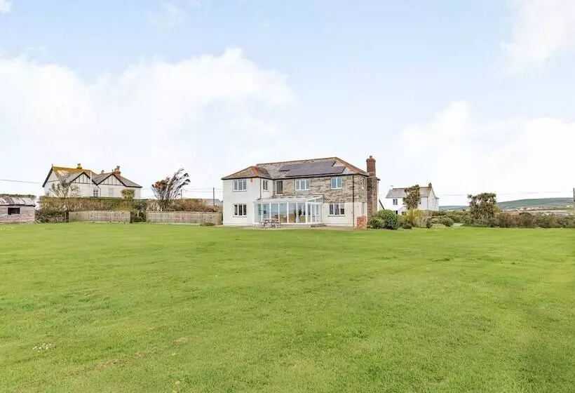 Penhallick House