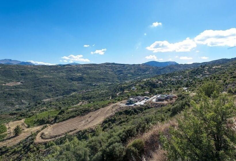 פנסיון Ktima Noosfera Wellness & Retreat Center