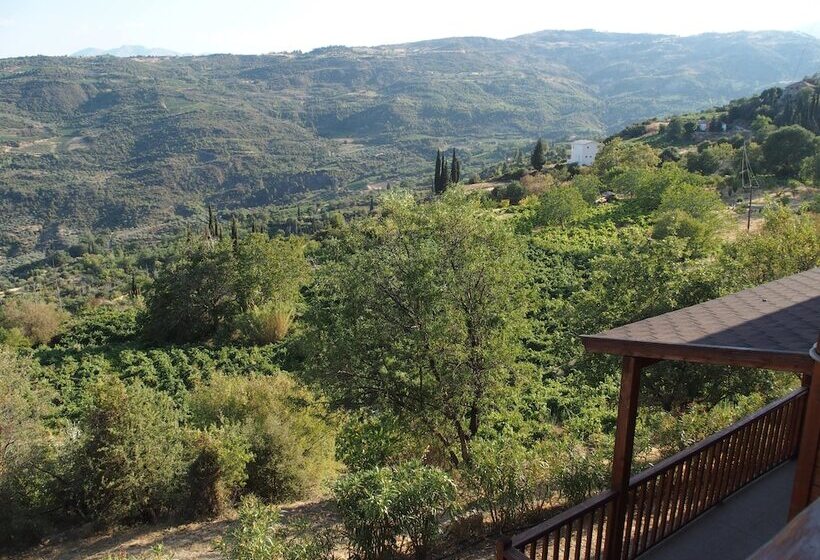 פנסיון Ktima Noosfera Wellness & Retreat Center