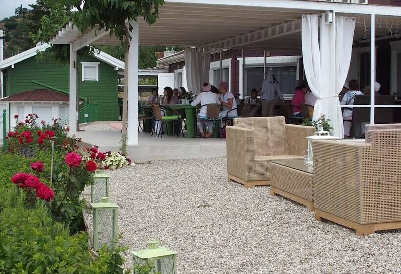 פנסיון Ktima Noosfera Wellness & Retreat Center