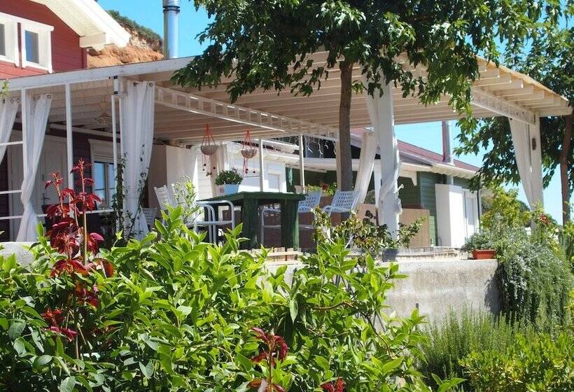 פנסיון Ktima Noosfera Wellness & Retreat Center