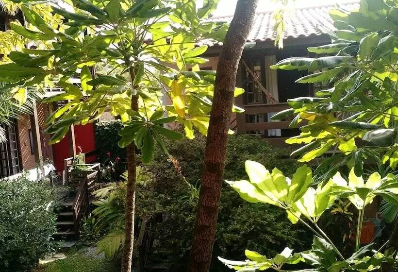 Majatalo Pousada Além Do Jardim