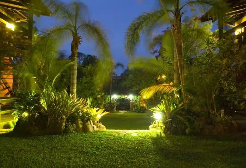 Majatalo Pousada Além Do Jardim