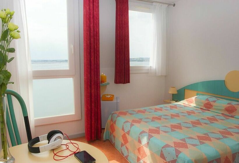 Курорт Village Vacances Lo Solehau