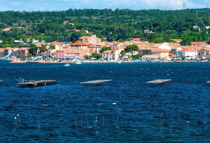 Курорт Village Vacances Lo Solehau