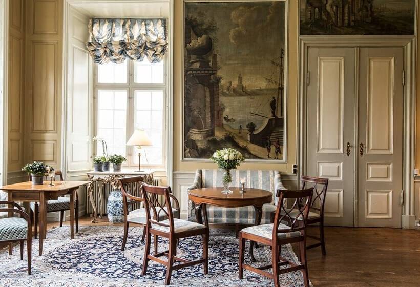 فندق Skjoldenæsholm Slot