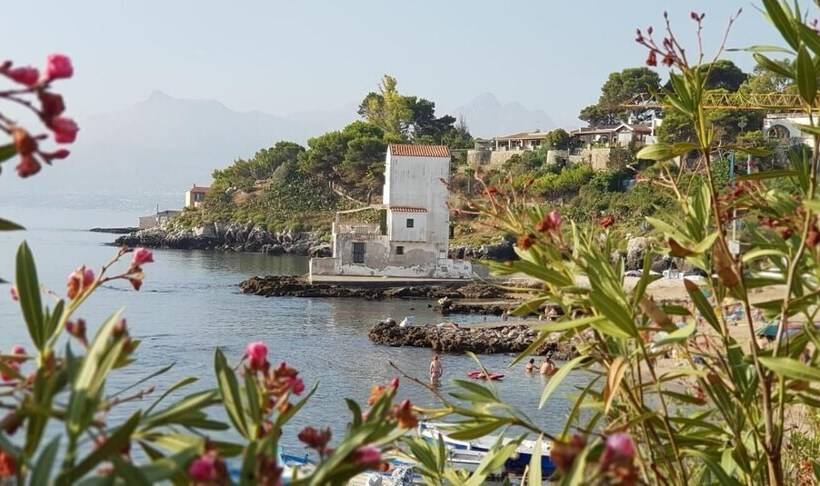 مبيت وإفطار La Caletta