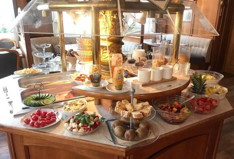 Отель Alt Emder Bürgerhaus