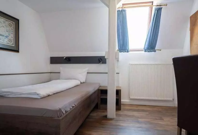 Отель Alt Emder Bürgerhaus