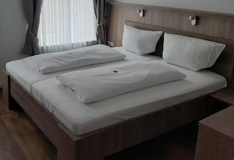 Отель Alt Emder Bürgerhaus