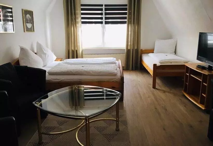 Отель Alt Emder Bürgerhaus