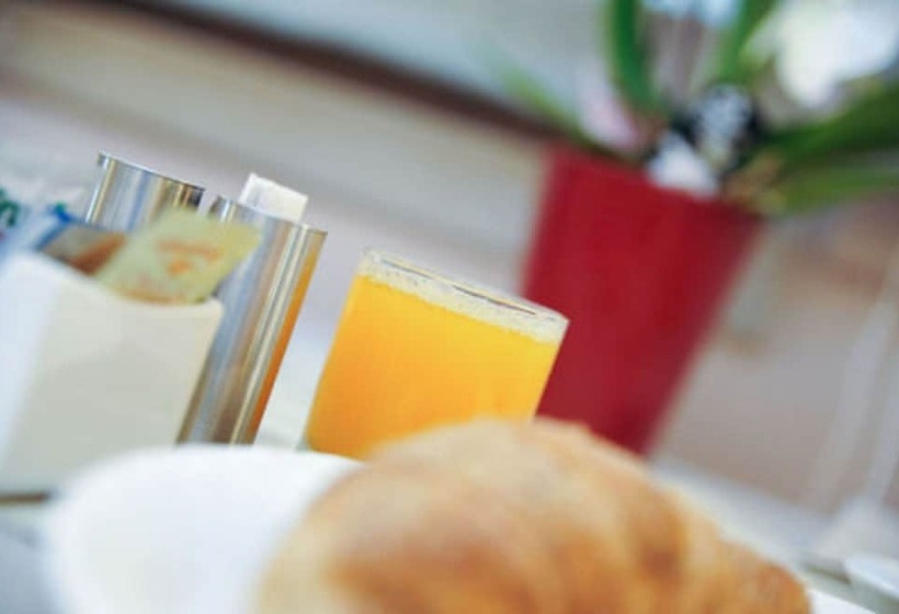 בית מלון כפרי Dori