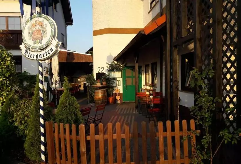 בית מלון כפרי Lindenhof