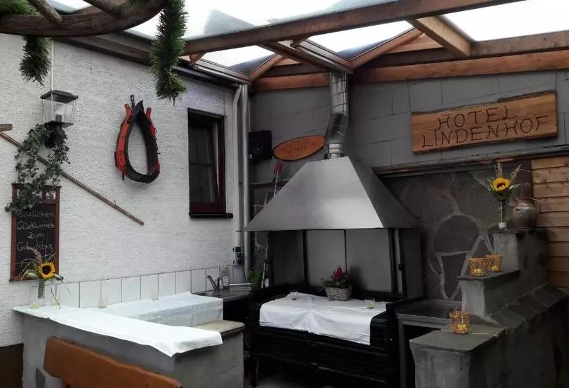בית מלון כפרי Lindenhof