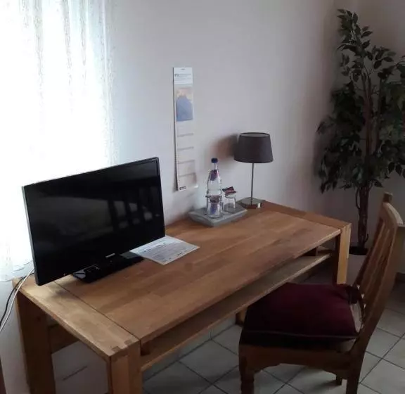 בית מלון כפרי Lindenhof