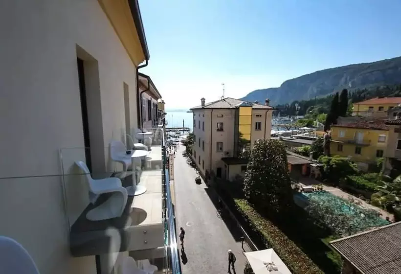 בית מלון כפרי Miro