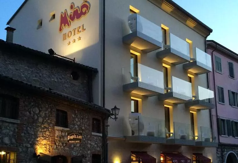 בית מלון כפרי Miro