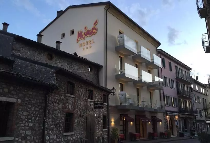 בית מלון כפרי Miro