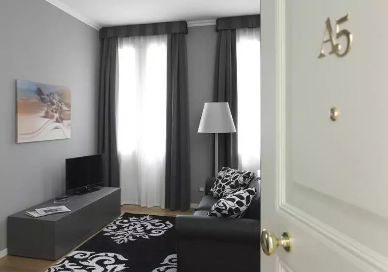 فندق Palace Suite