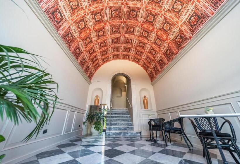 Отель Palazzo Vergine I Due Mari