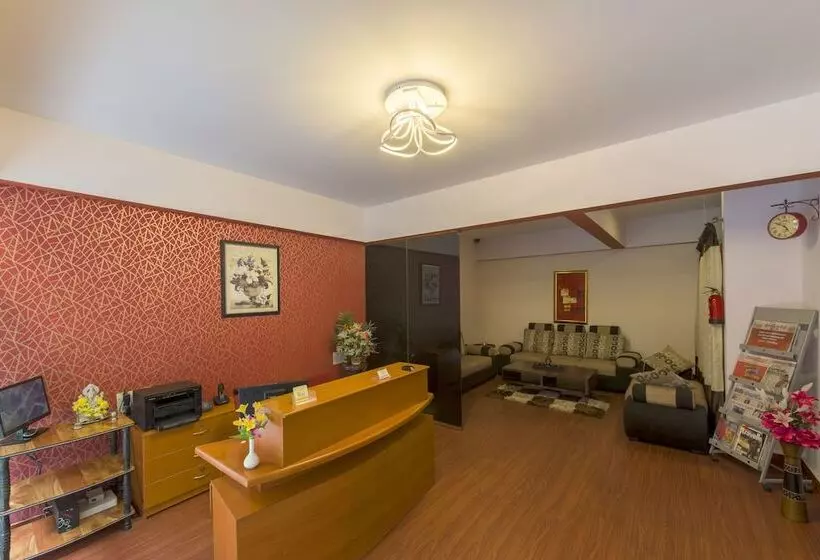 Hotel Raj Comforts   Golf View