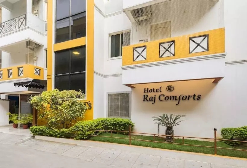 Hotel Raj Comforts   Golf View