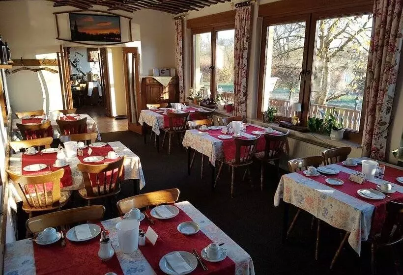 בית מלון כפרי Restaurant Zur Mainlust