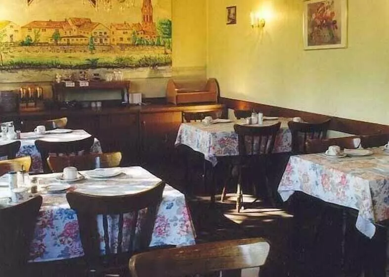 בית מלון כפרי Restaurant Zur Mainlust