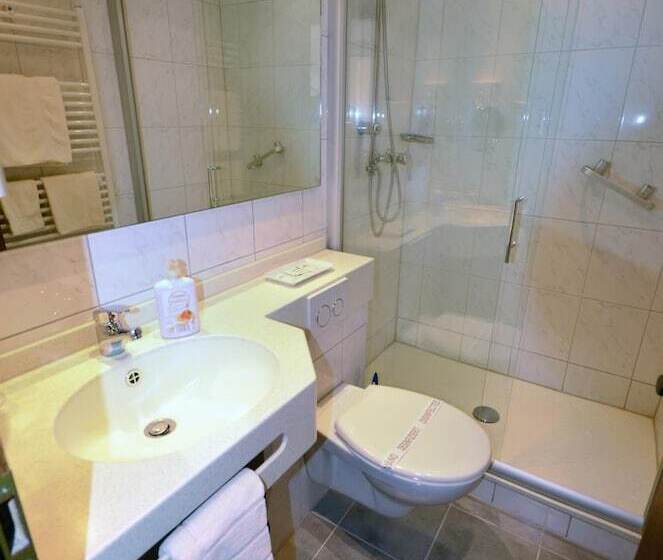 בית מלון כפרי Restaurant Zur Mainlust