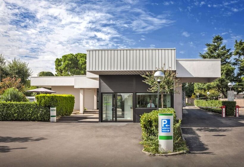 فندق على الطريق Mealba