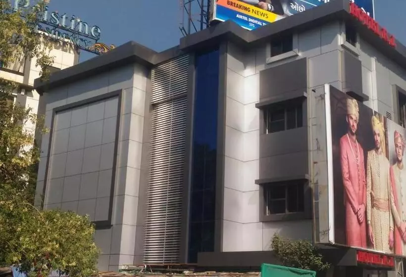 Резиденция R.j Residency