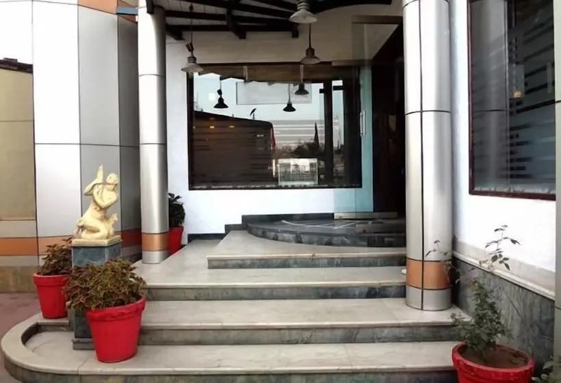 Резиденция R.j Residency