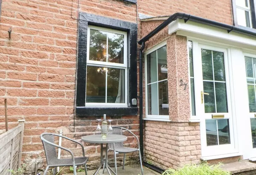 27 Bongate