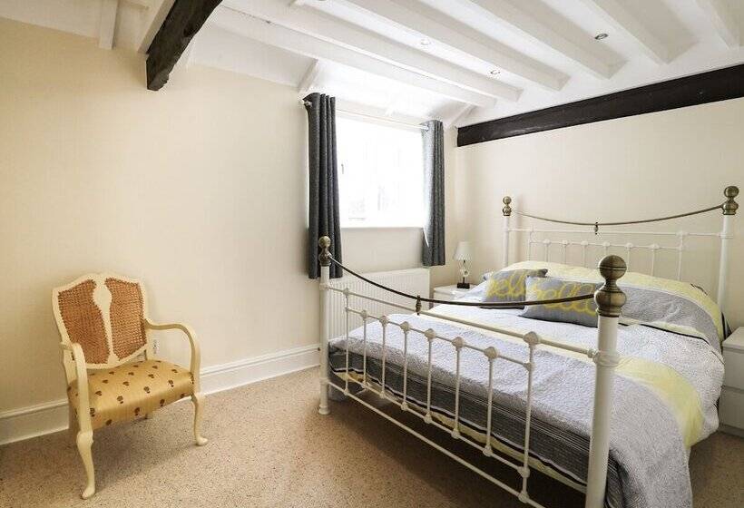 Cheshire Cheese Cottage