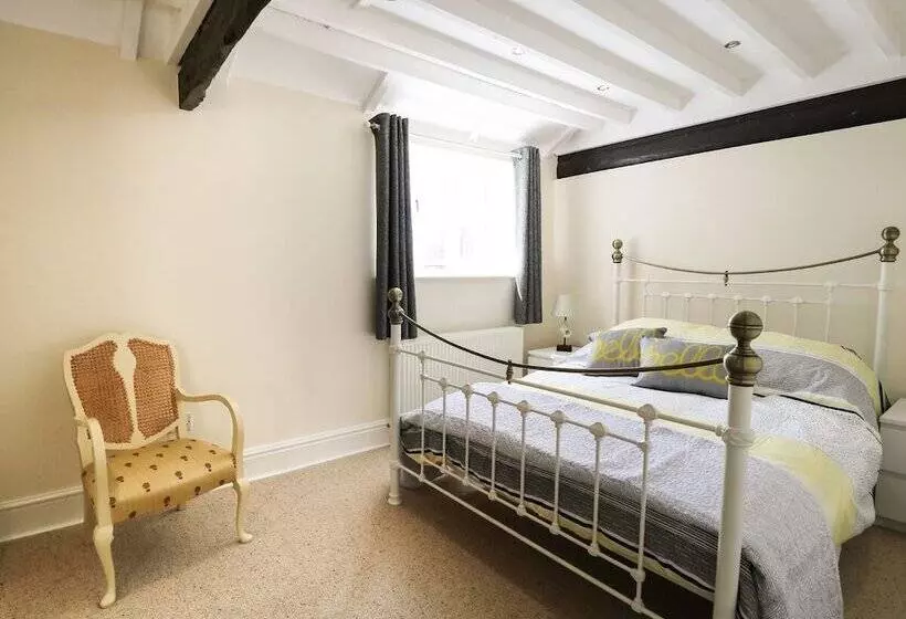 Cheshire Cheese Cottage