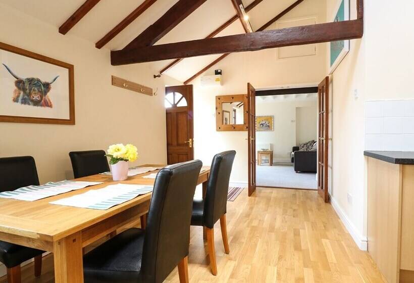 Cheshire Cheese Cottage