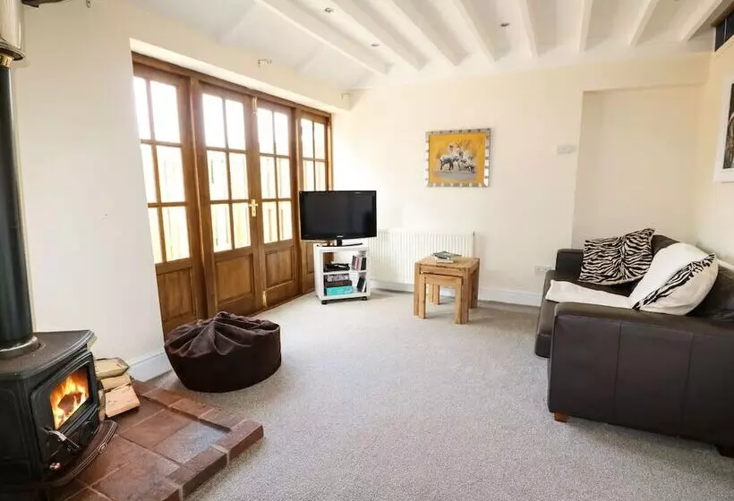 Cheshire Cheese Cottage