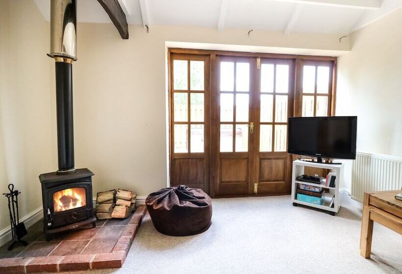 Cheshire Cheese Cottage