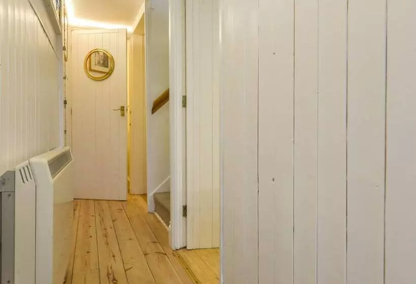 Chough Cottage