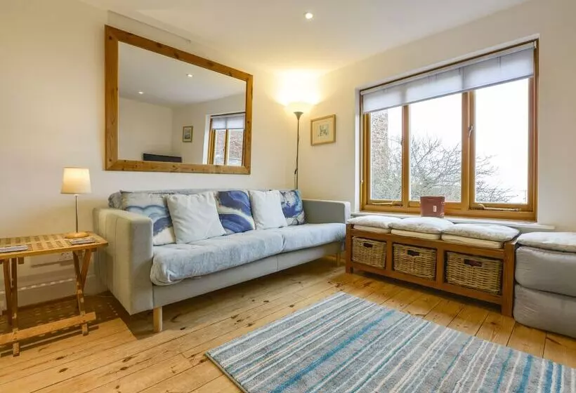 Chough Cottage