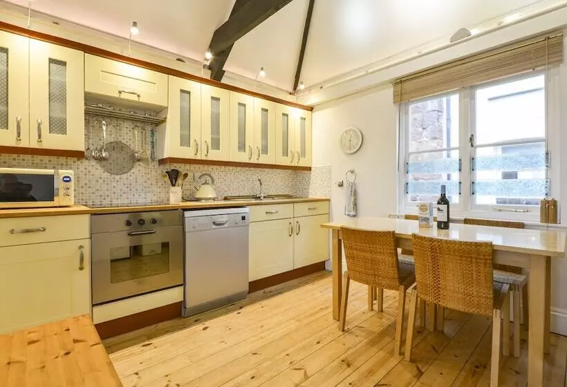 Chough Cottage