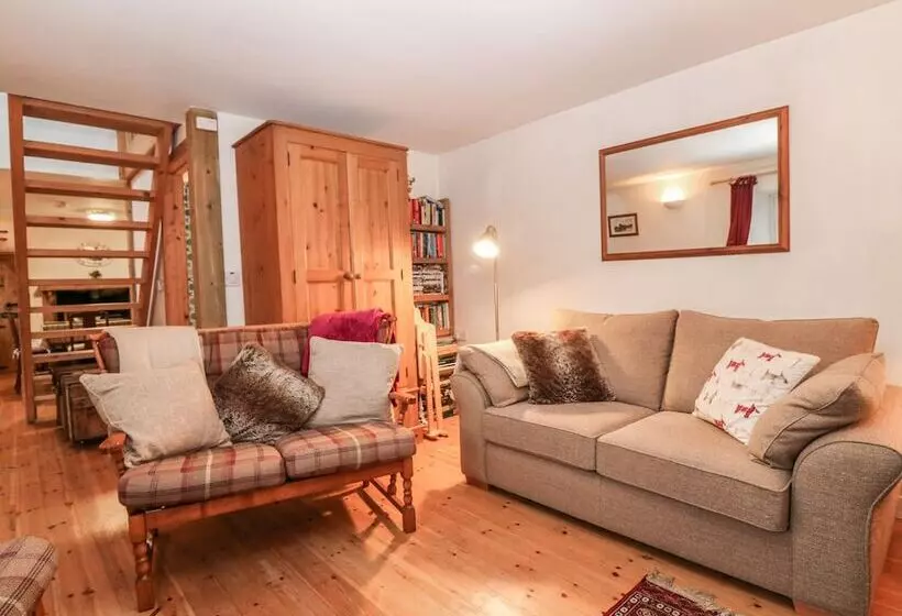 Creag Mhor Cottage